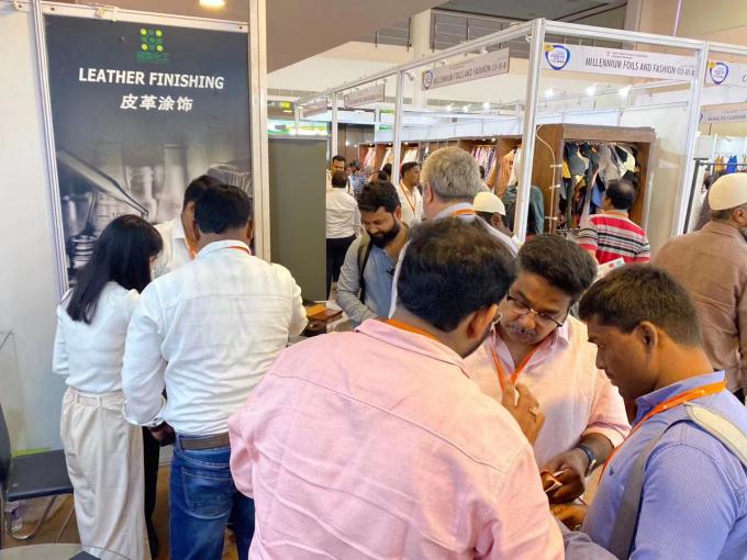 Wholesale PSAF Free Water Repellent Waterproof for Fabric Leather Furniture Protector Furniture Care Waterproof Spray 25